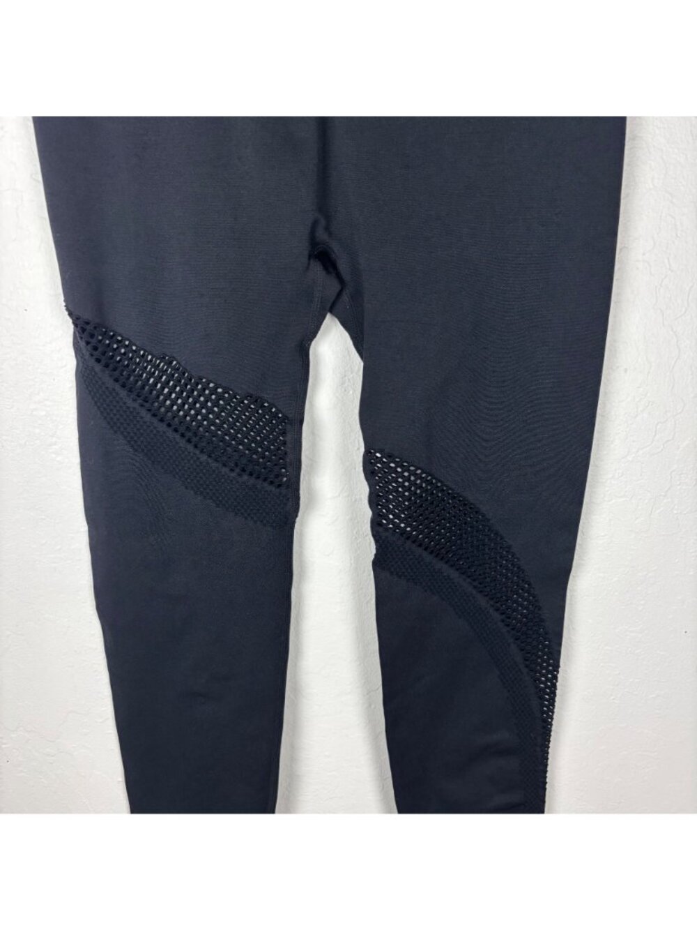 ✨3/$30 Zyia M Active Black Mesh Panel Leggings Athletic - Picture 2 of 5